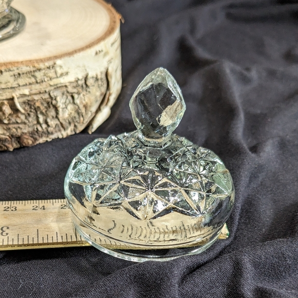 Early 70's AVON CRYSTAL FACETS Cut Glass Jar with Lid - Picture 6 of 10